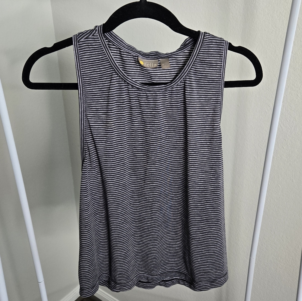 Zella Women's Black and Gray Striped Top